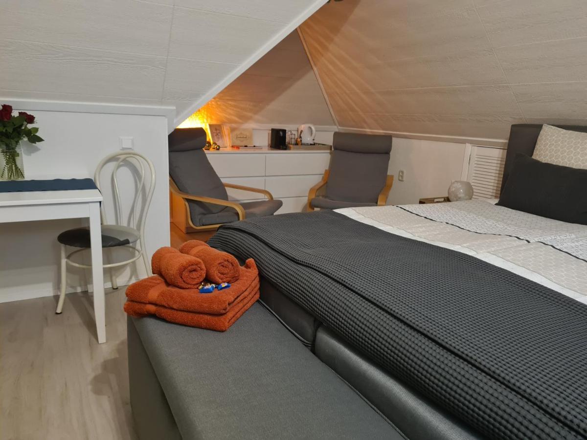 B&B De Loenense Bossen Exterior photo